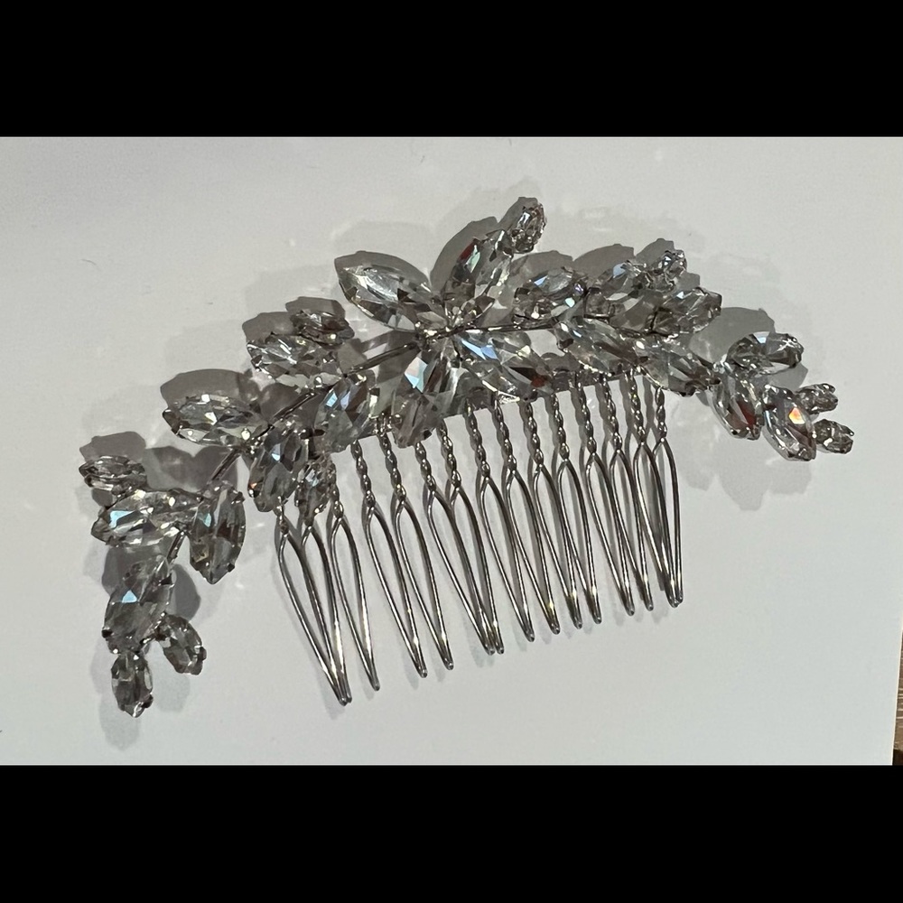Crystal hair piece - wedding, prom or evening wear